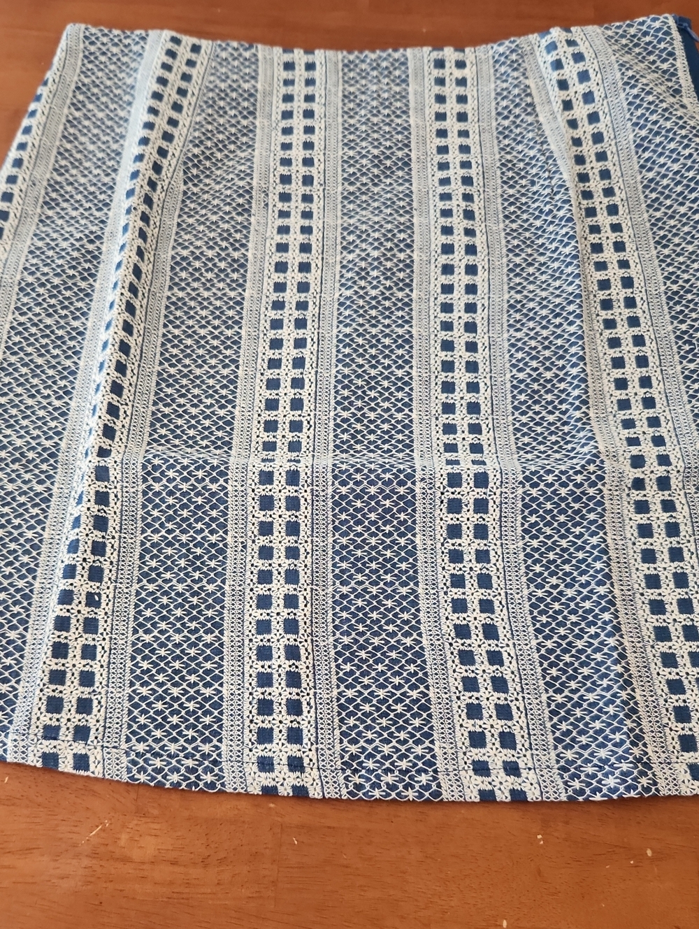 Hayden Los Angeles embroidered blue and white chambray mini skirt Large